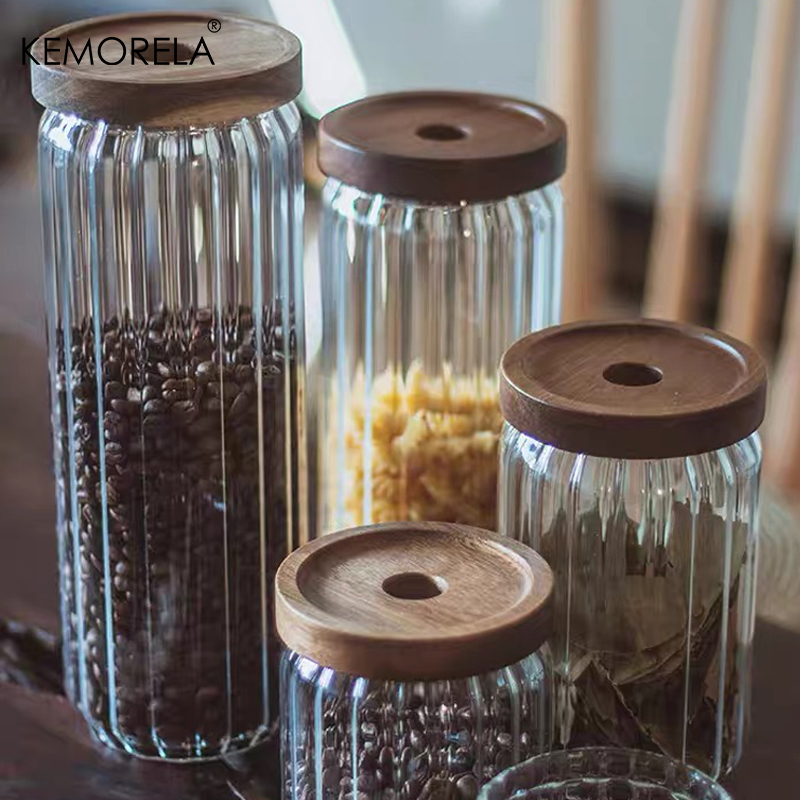 Bocal à thé strié en verre et couvercle acacia – 500 ml