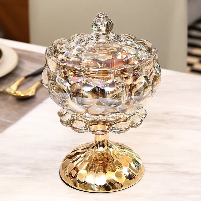 Bonbonnière en verre sur pied doré
