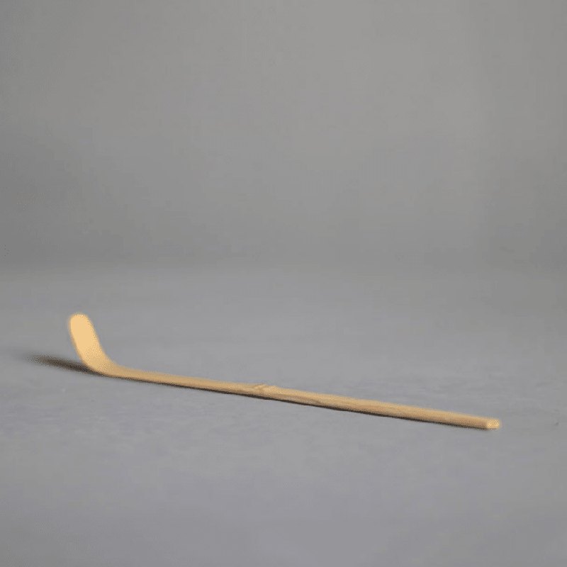 Fouet à matcha en bambou avec support