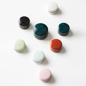 Mini boîte à thé en céramique colorée