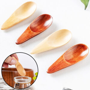 Mini cuillères en bois colorées