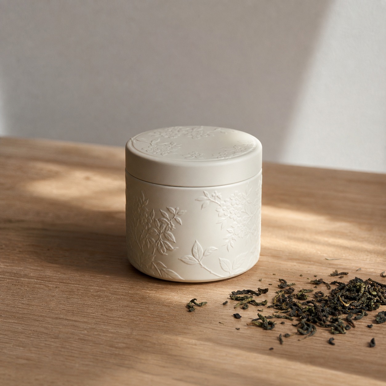 Petite boîte à thé portable en métal ivoire
