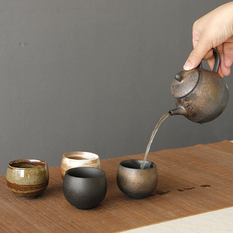 Tasses en céramique pour dégustation de thé