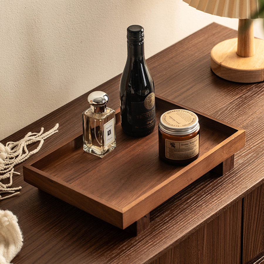 Plateau à thé Gongfu posé sur une table