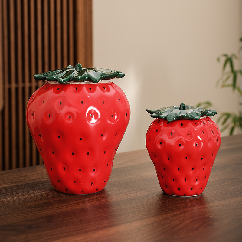 Pot fraise rose avec couvercle feuillu