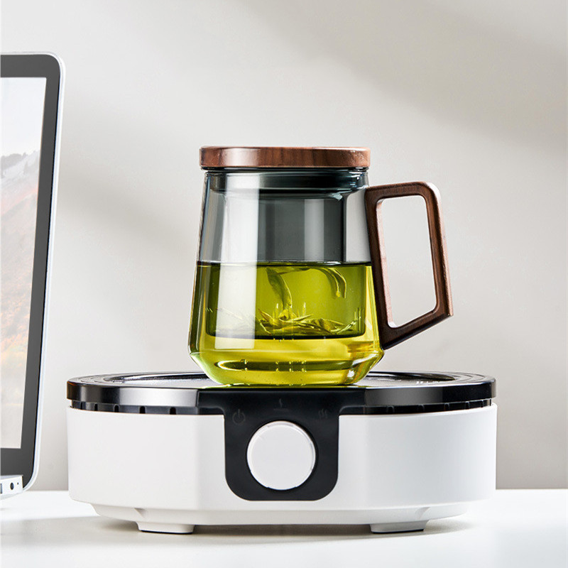 Tasse en verre avec poignée effet bois