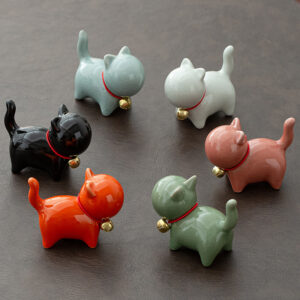 Tea pets chats en céramique multicolore