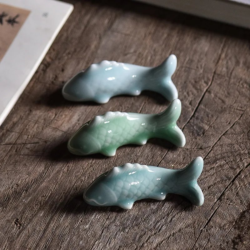 Tea pet poisson en céramique style ru kiln